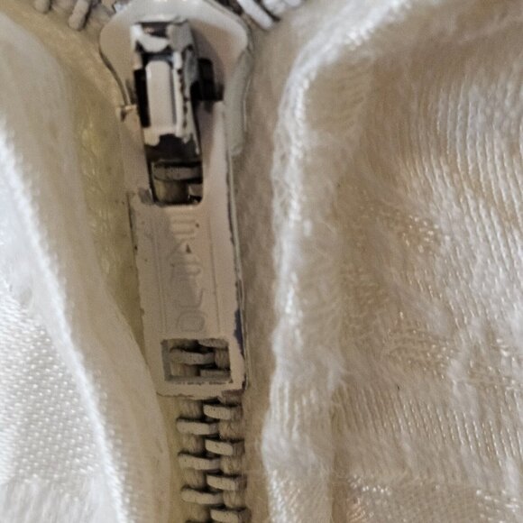 Vintage 50s 60s Womens Size 0 Ivory‎ Wedding Gown Longsleeve Attached Cape Train - Picture 12 of 16